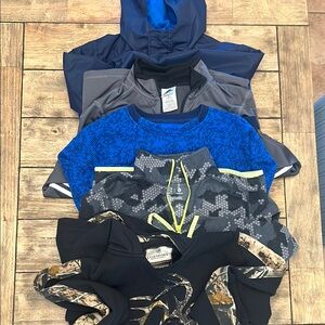 Boys Jackets / Sweaters Size 10/12 - lot of 5